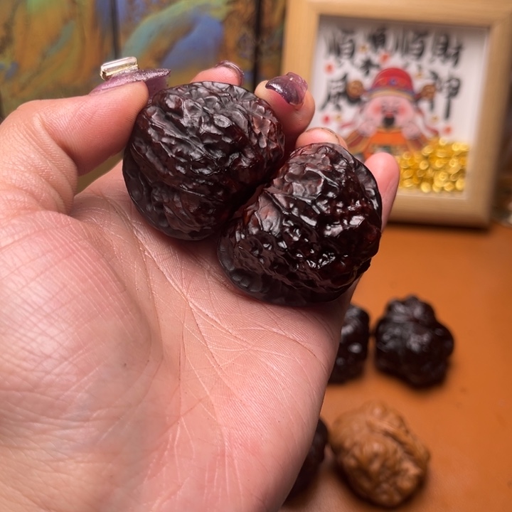 核桃地闷文玩手手把件蛤蟆头福利 078