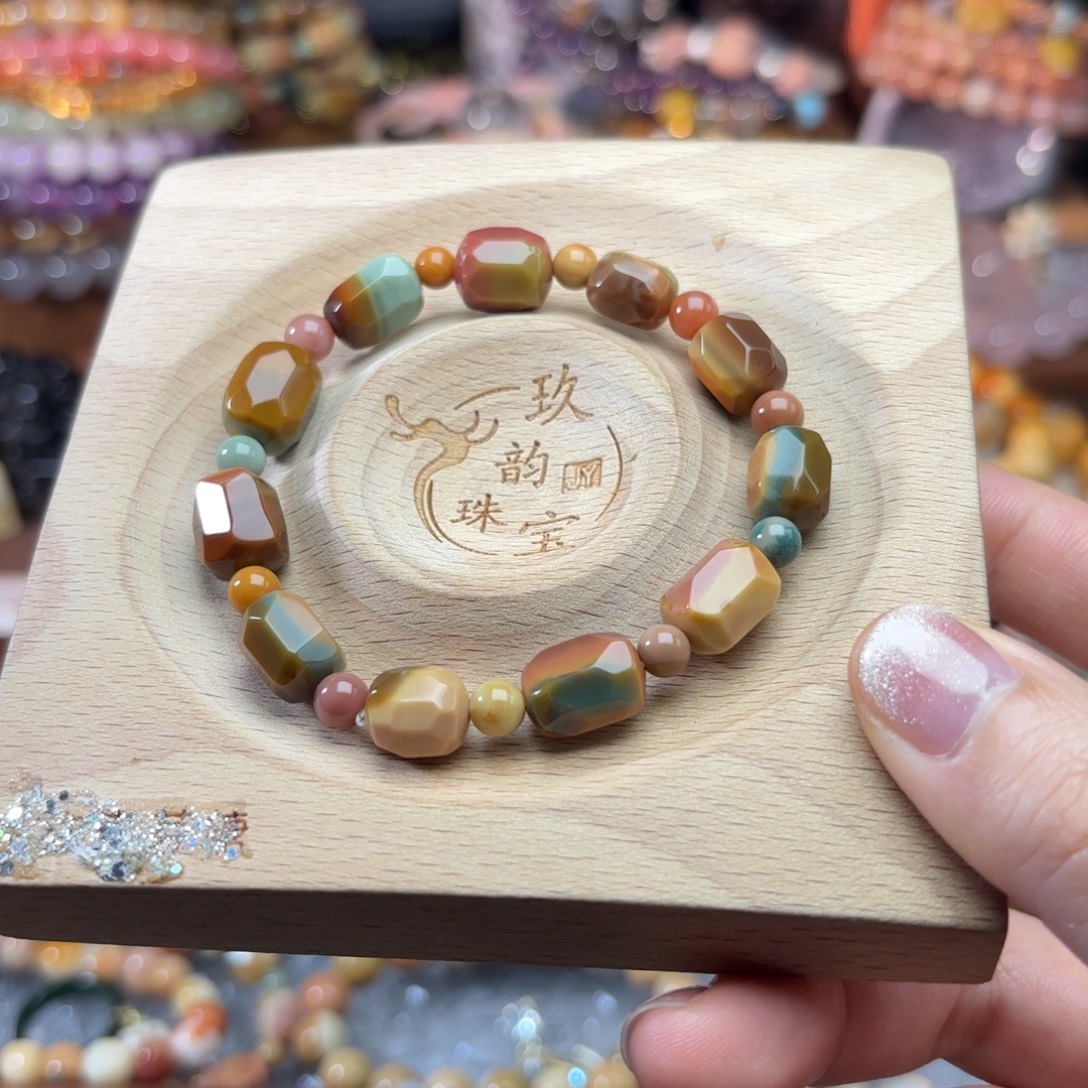 石英质玉未镶嵌珠宝半成品