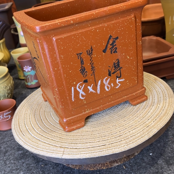 紫砂花盆紫砂花盆