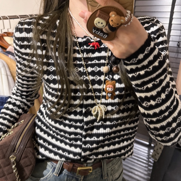 【思含】洋气条纹钩花针织开衫