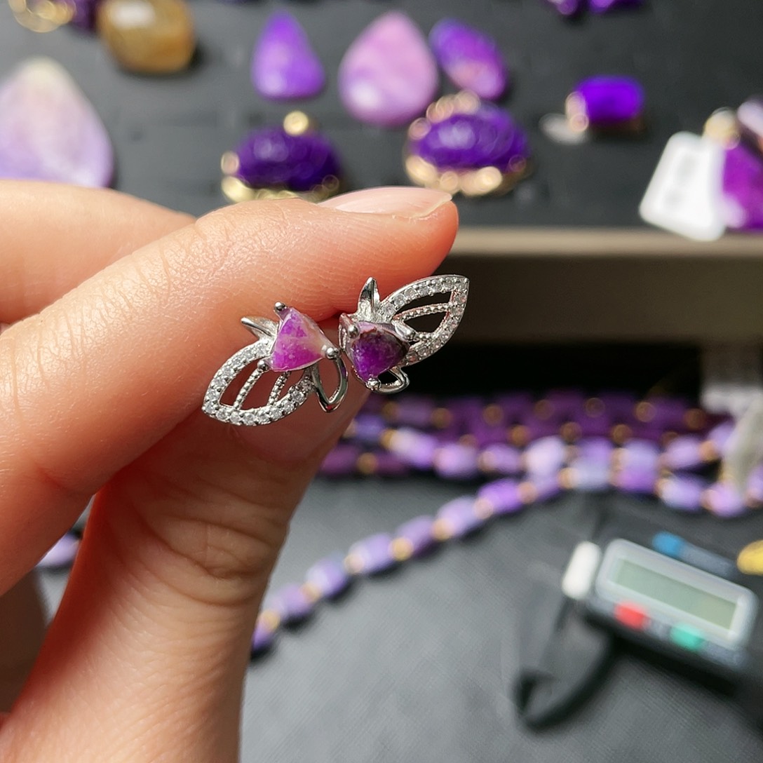 苏纪石（舒俱来）耳钉银S925镶嵌