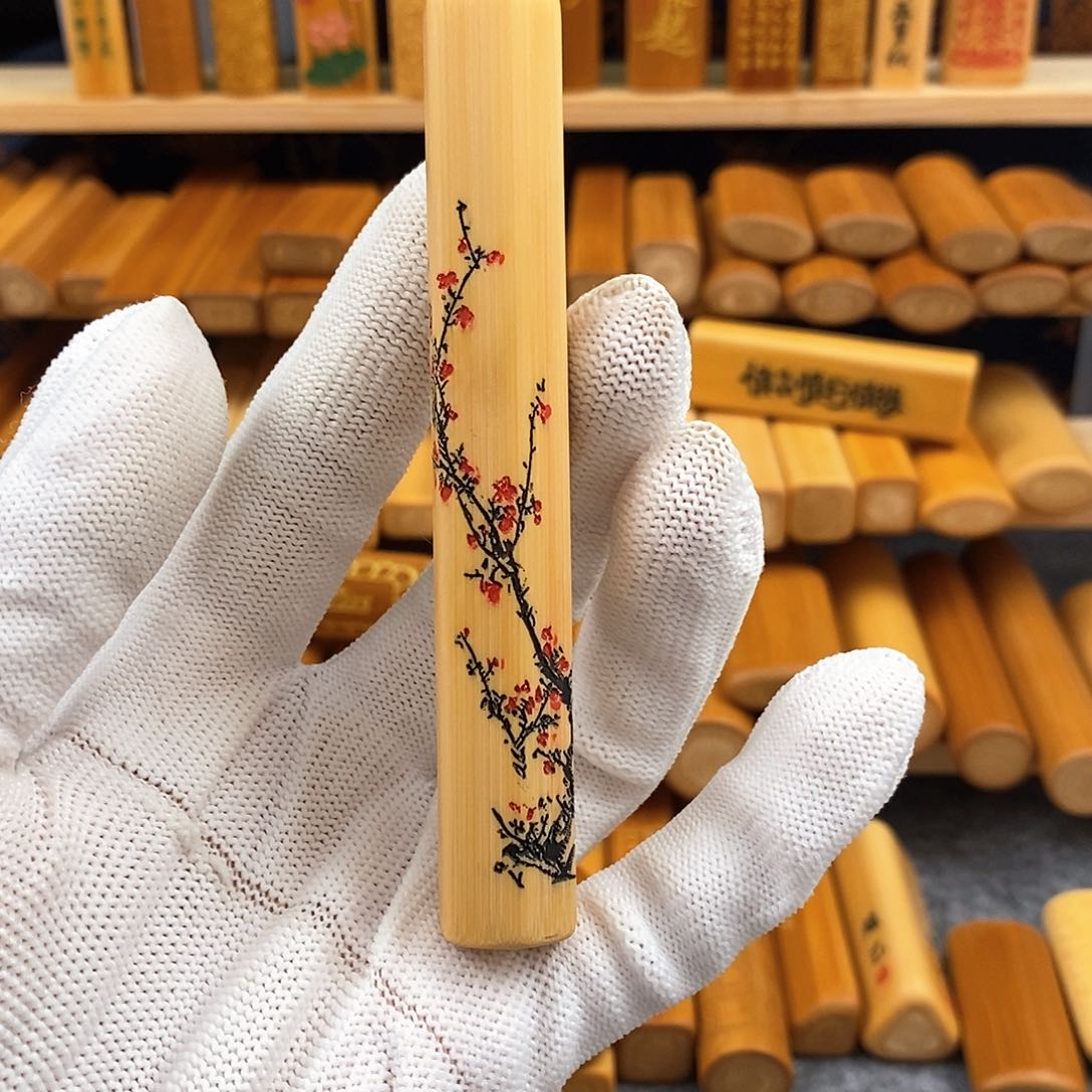 竹实心竹六角雕刻梅花