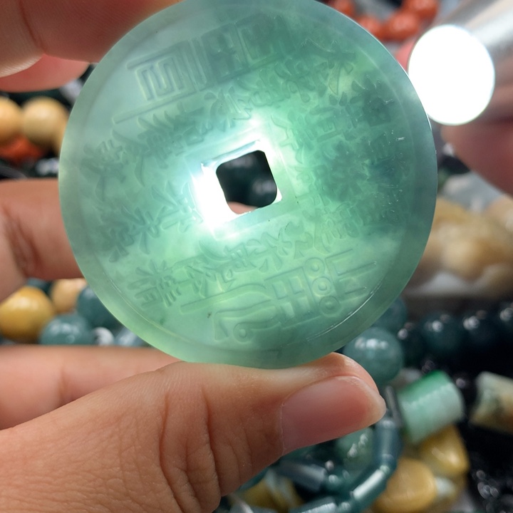 翡翠颈饰未镶嵌保真天然A货翡翠