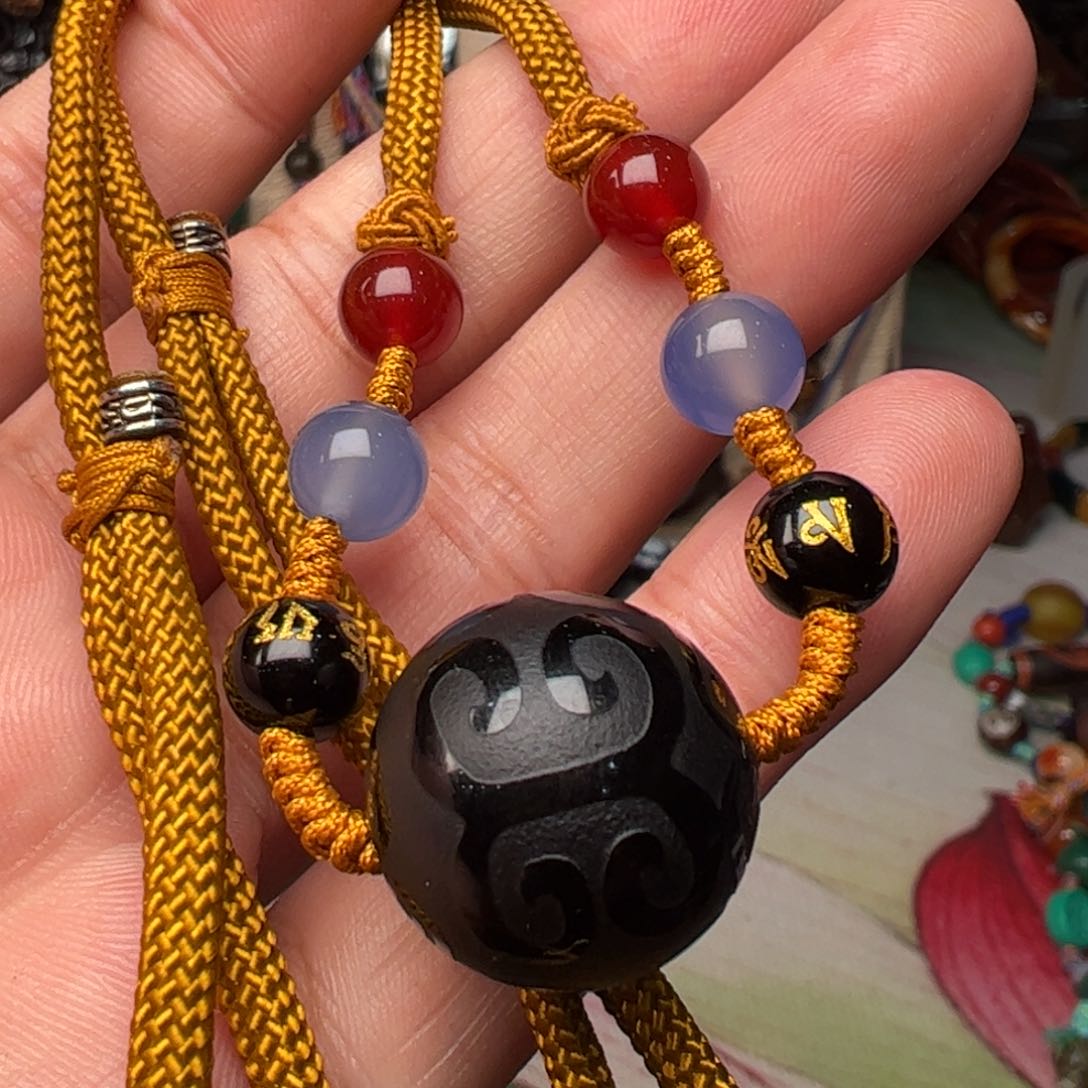 玛瑙/玉髓颈饰未镶嵌