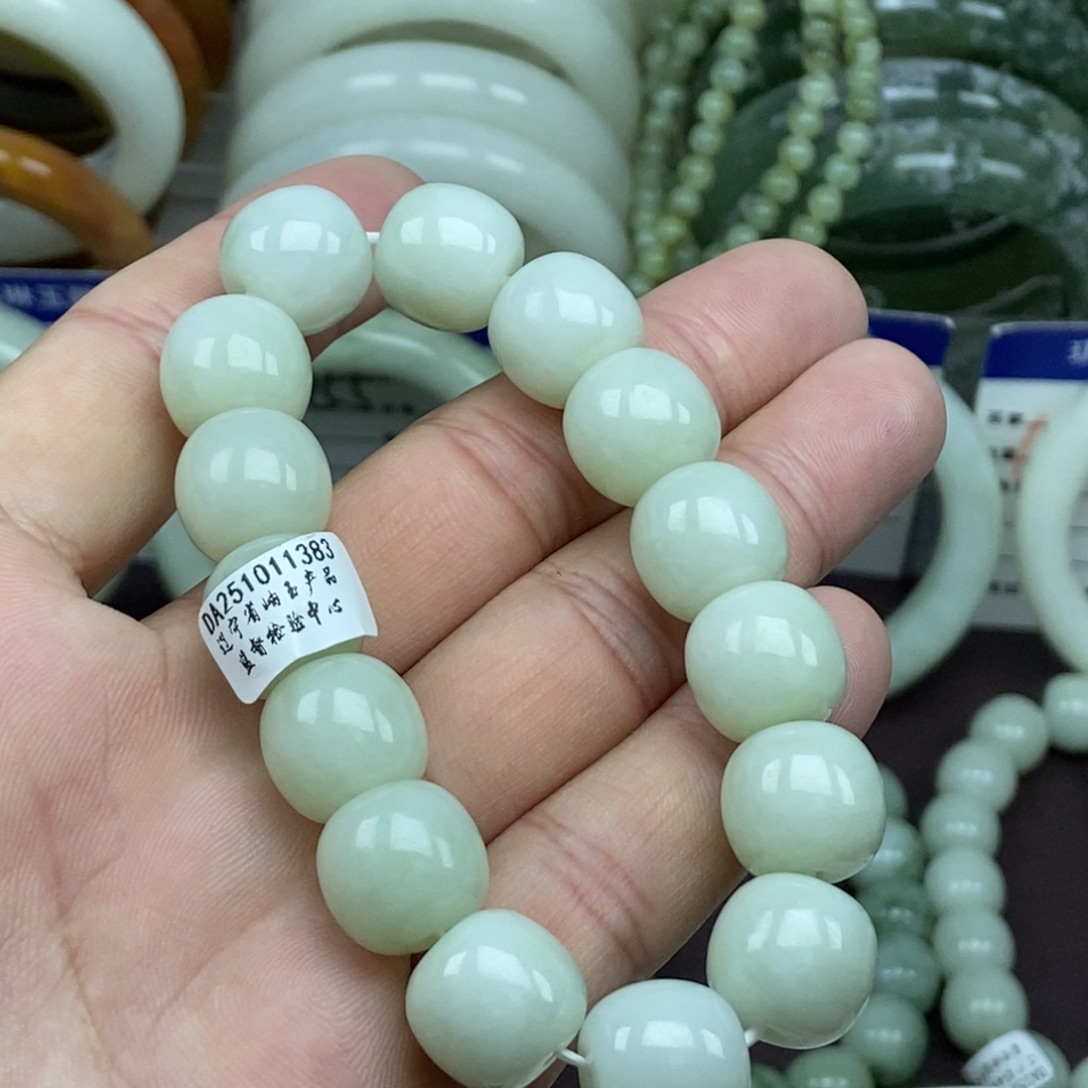 蛇纹石玉未镶嵌手链