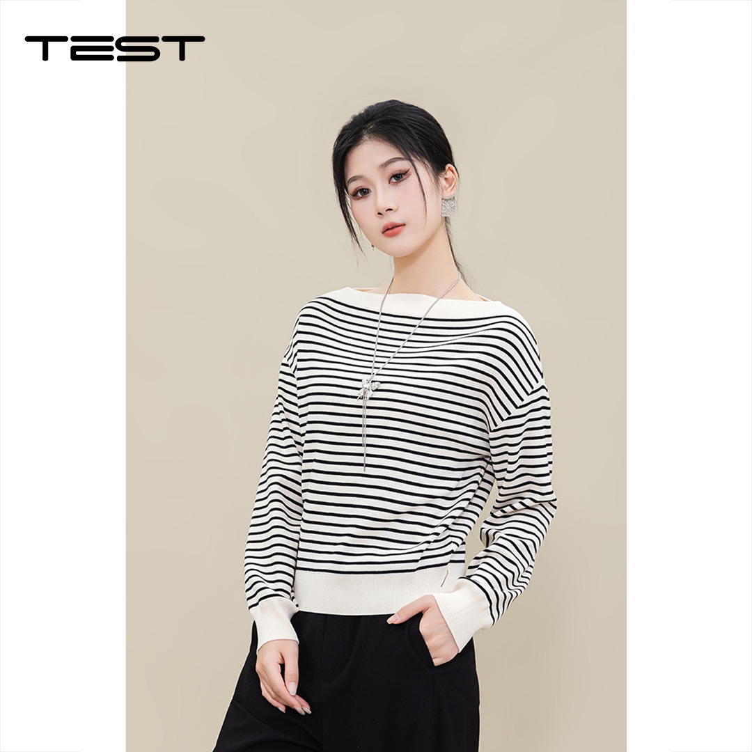 武冈她之蝶25春上衣 1251075款细针织上衣