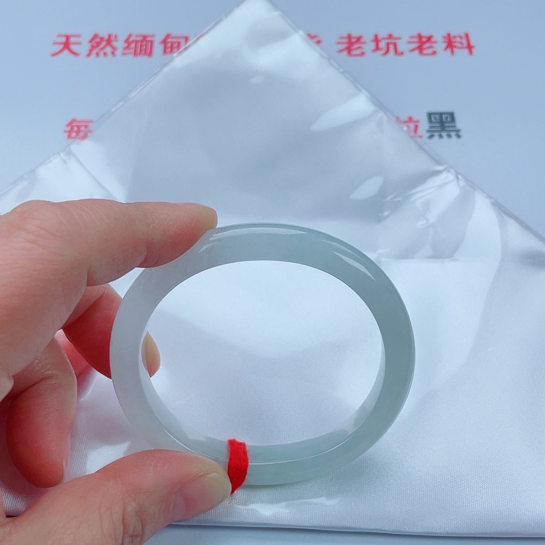 墨***白翡翠未镶嵌手镯天然翡翠手镯54.5
