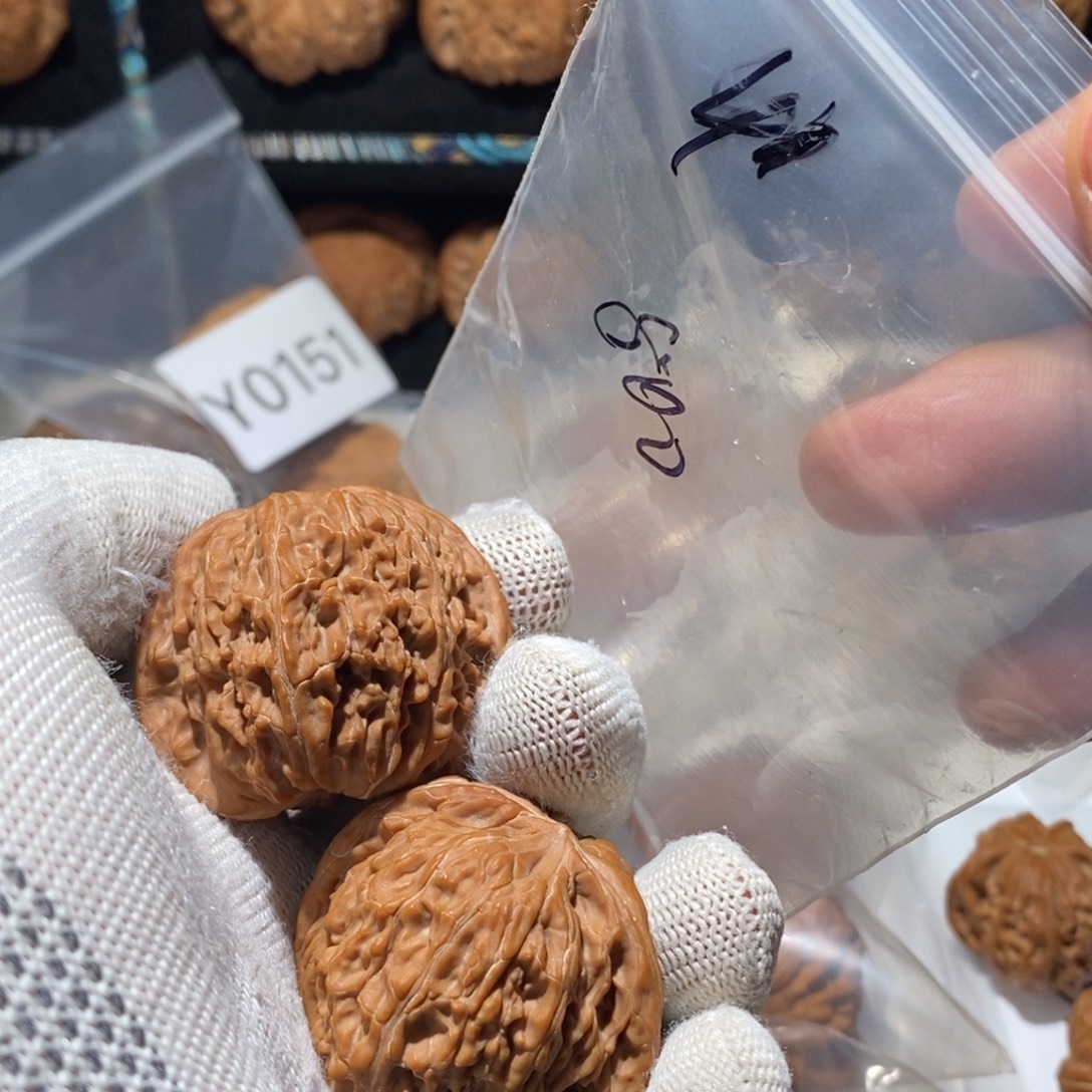 5***3文玩核桃吊坠41全房山山地磨