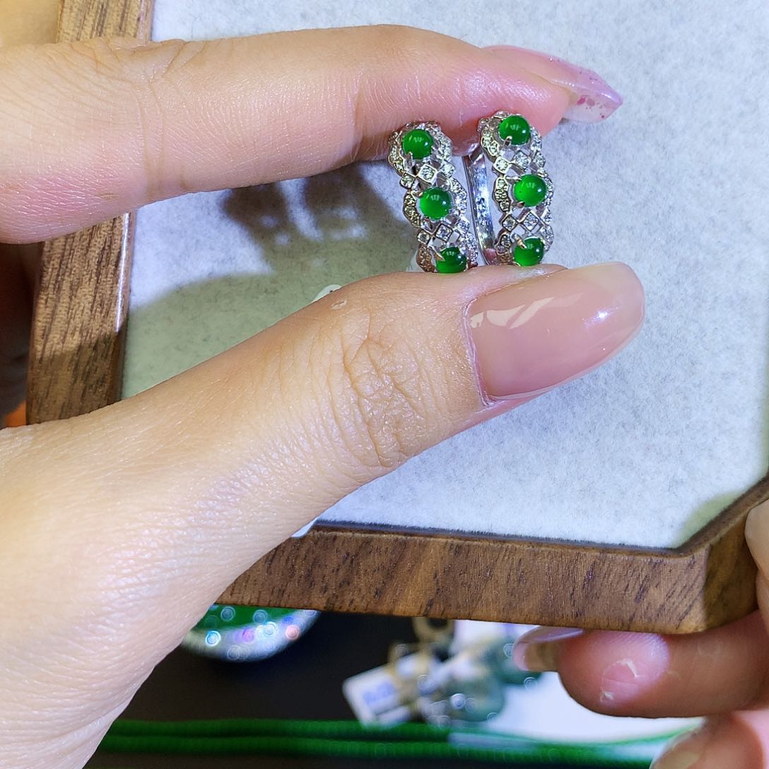 翡翠耳饰银S925镶嵌天然翡翠耳包