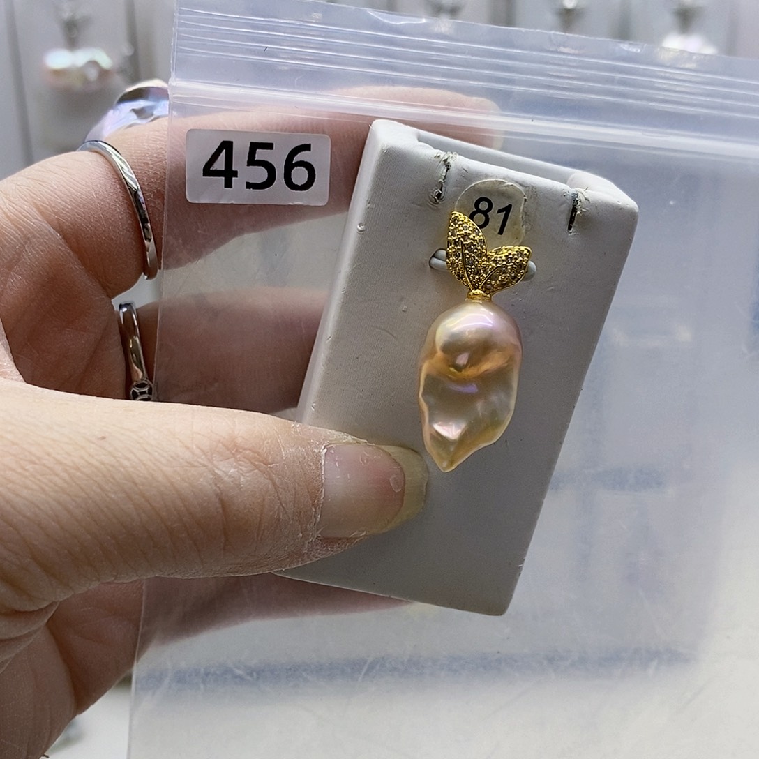 颈饰合金淡水珍珠