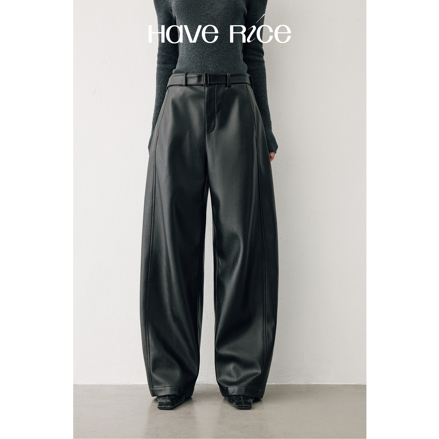 【黑调弯刀皮裤】微光泽肌理挺括腰带钩扣中腰休闲裤