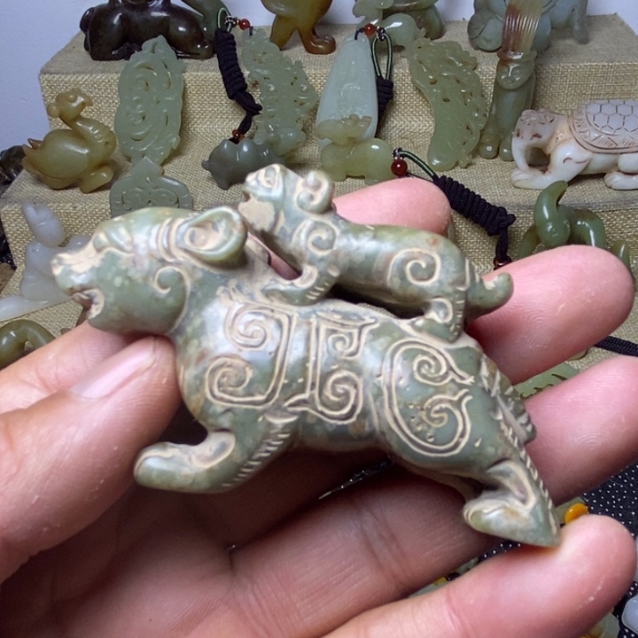 和田玉挂件未镶嵌