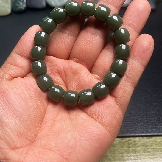 和田玉手串未镶嵌