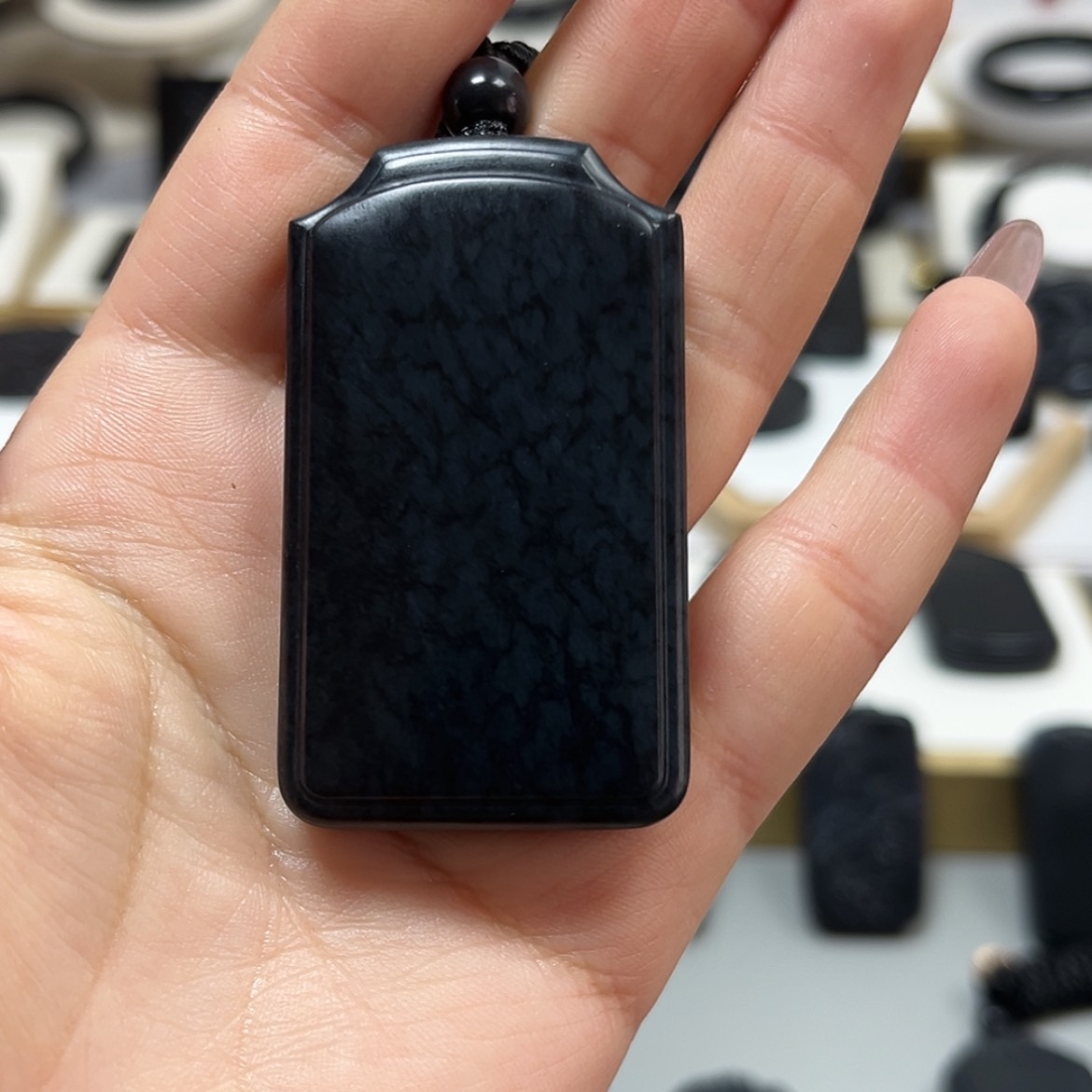 【闪购商品】和田玉（墨玉）聚墨青花未镶嵌
