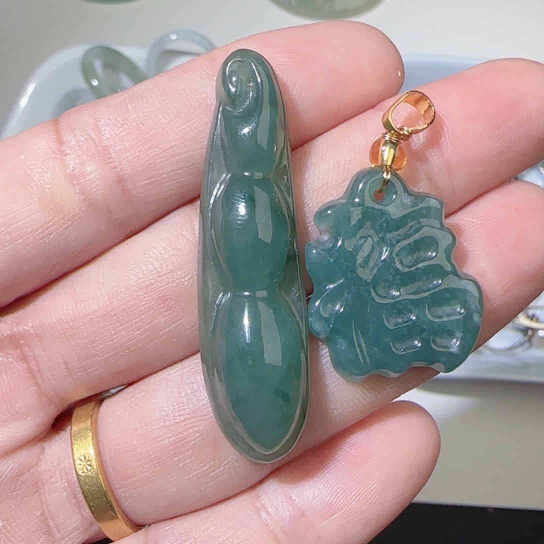 翡翠未镶嵌颈饰翡翠