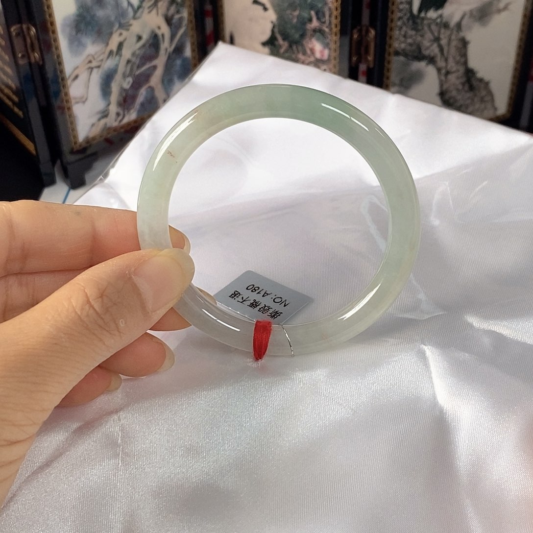 翡翠未镶嵌手镯52.4