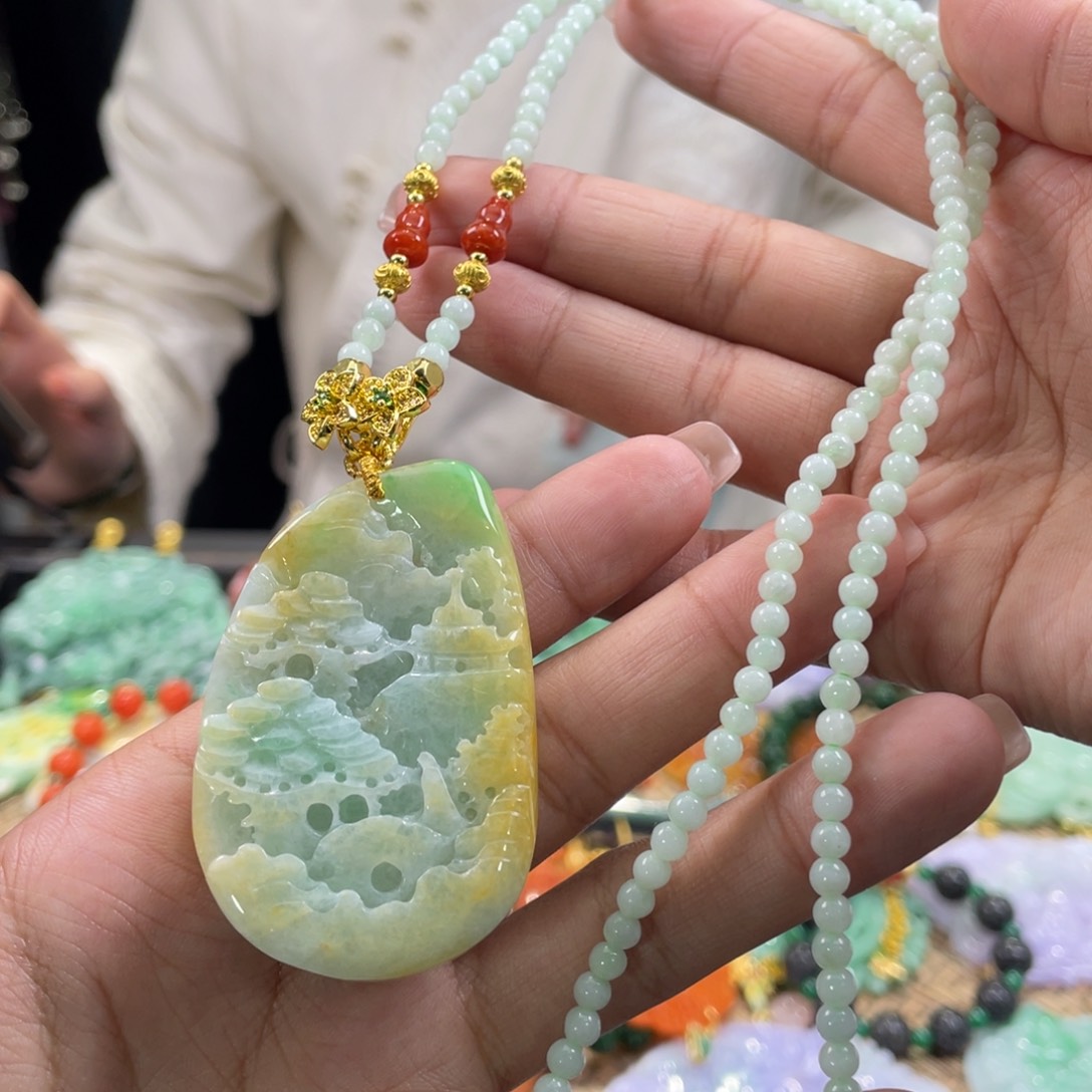 翡翠颈饰未镶嵌代编织