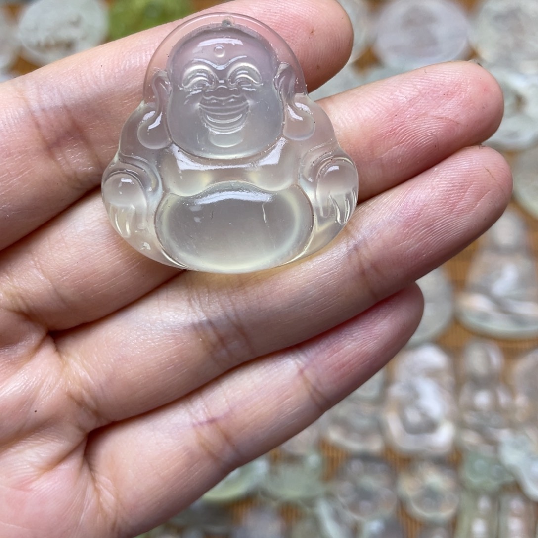 未镶嵌蛇纹石玉颈饰