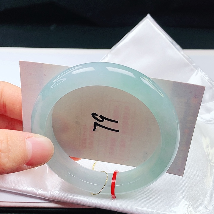 翡翠手镯未镶嵌57➕圈口