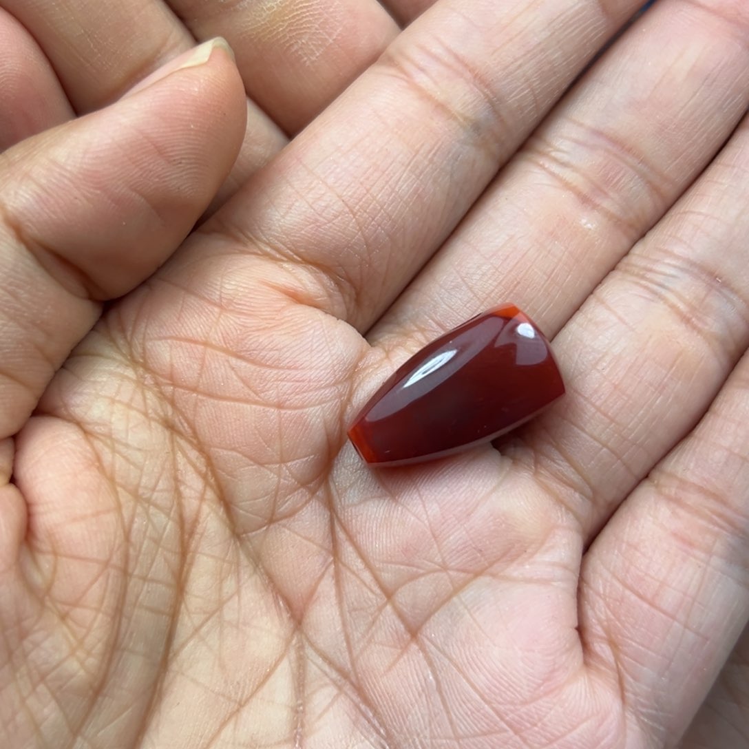 南红玛瑙未镶嵌颈饰琳*