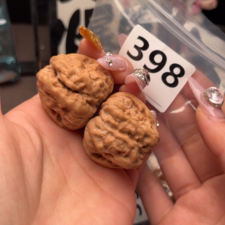 文玩核桃把件面**泡蛤蟆