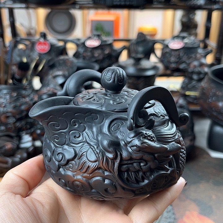 壶云南建水紫陶壶