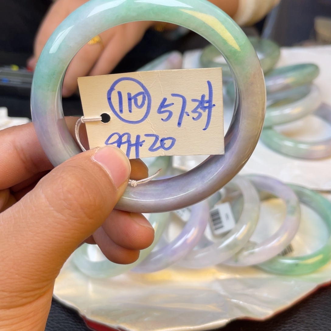 未镶嵌手镯翡翠110