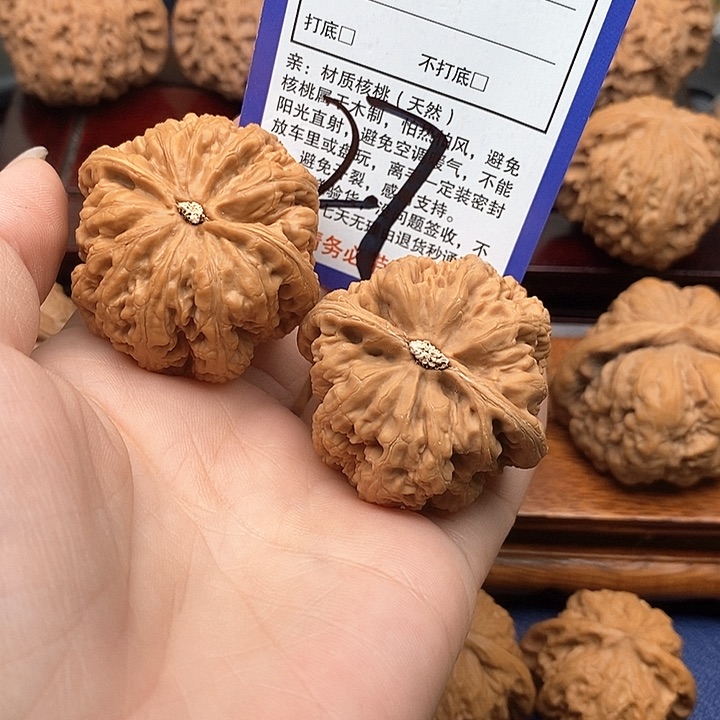 桃核吊坠囡***圆粗筋狮子头42
