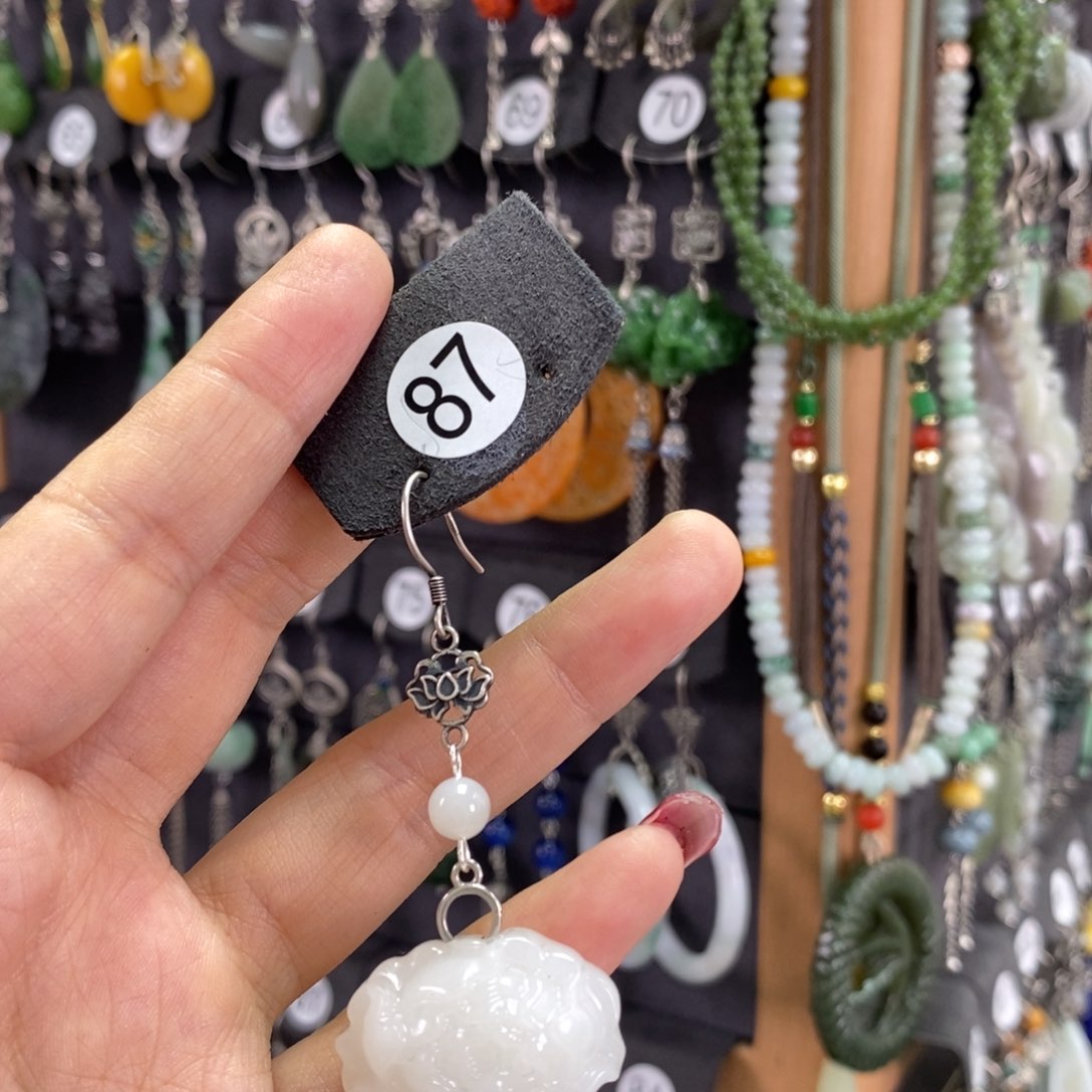 和田玉银S925镶嵌耳饰洁*。X20