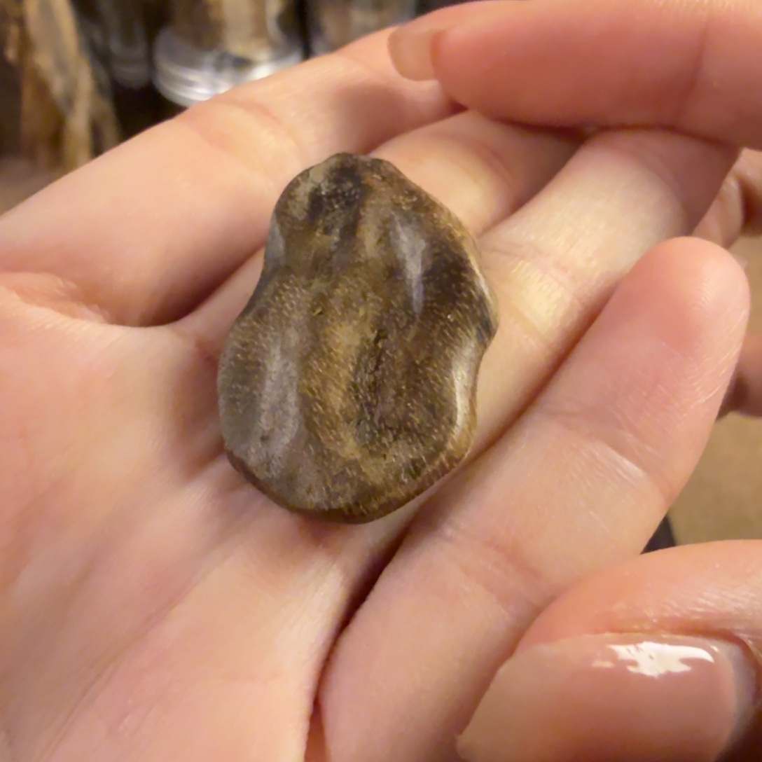 文莱沉水吊坠1.4克多样性发一