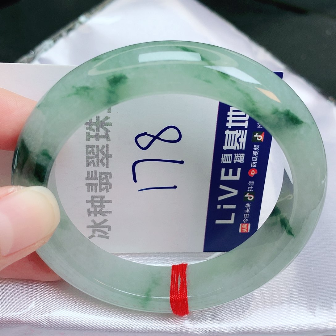 翡翠手镯未镶嵌缅甸天然A货翡翠手镯