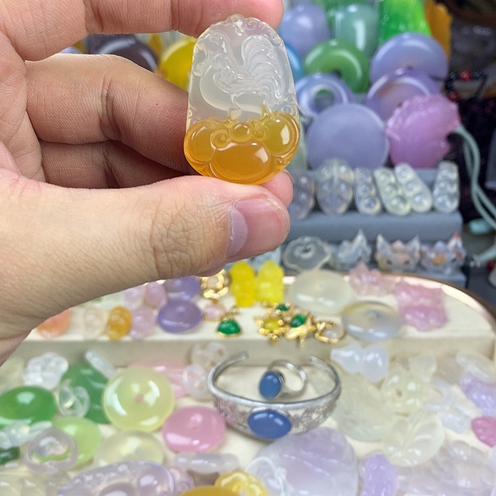 玛瑙/玉髓未镶嵌颈饰