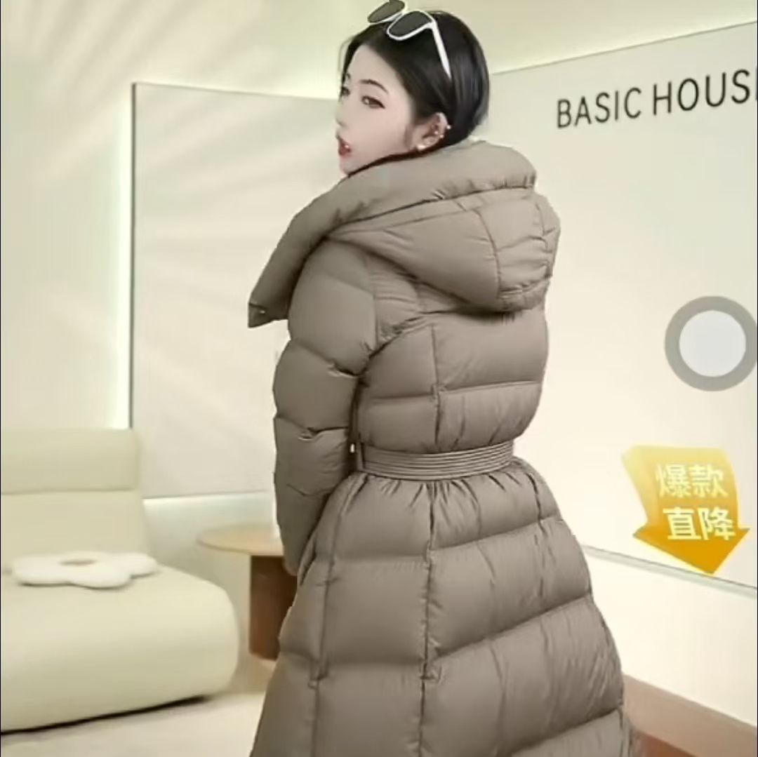 白月光系列时尚女人味羽绒服连帽收腰泡芙中长款28056百搭款