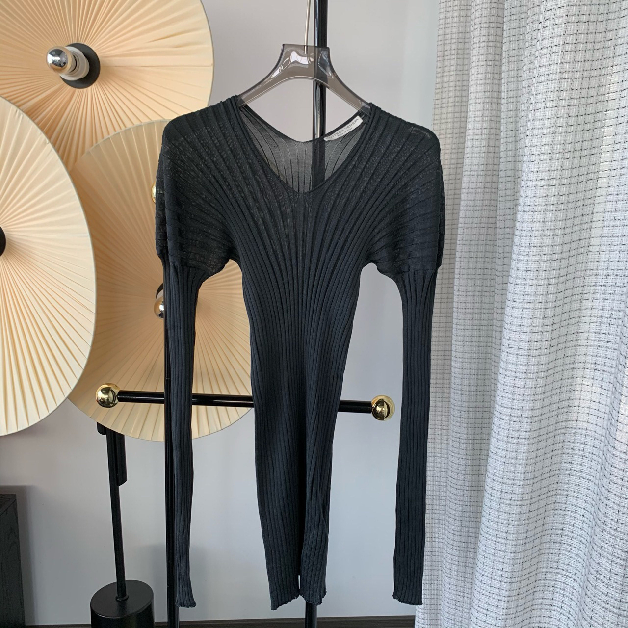 99新 BOTTEGA VENETA/葆蝶家 V领蝙蝠袖针织开衫 38码 