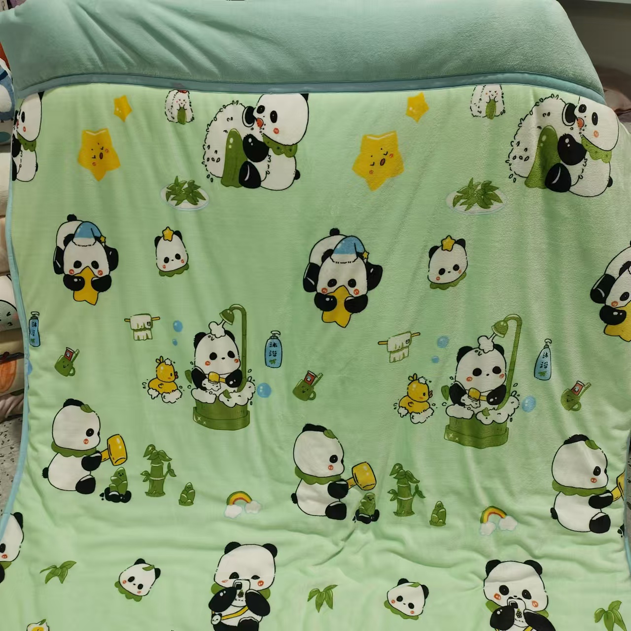 绿色小熊猫单人1.5*2.0被子加厚三层多功能奶绒夹棉印花大床