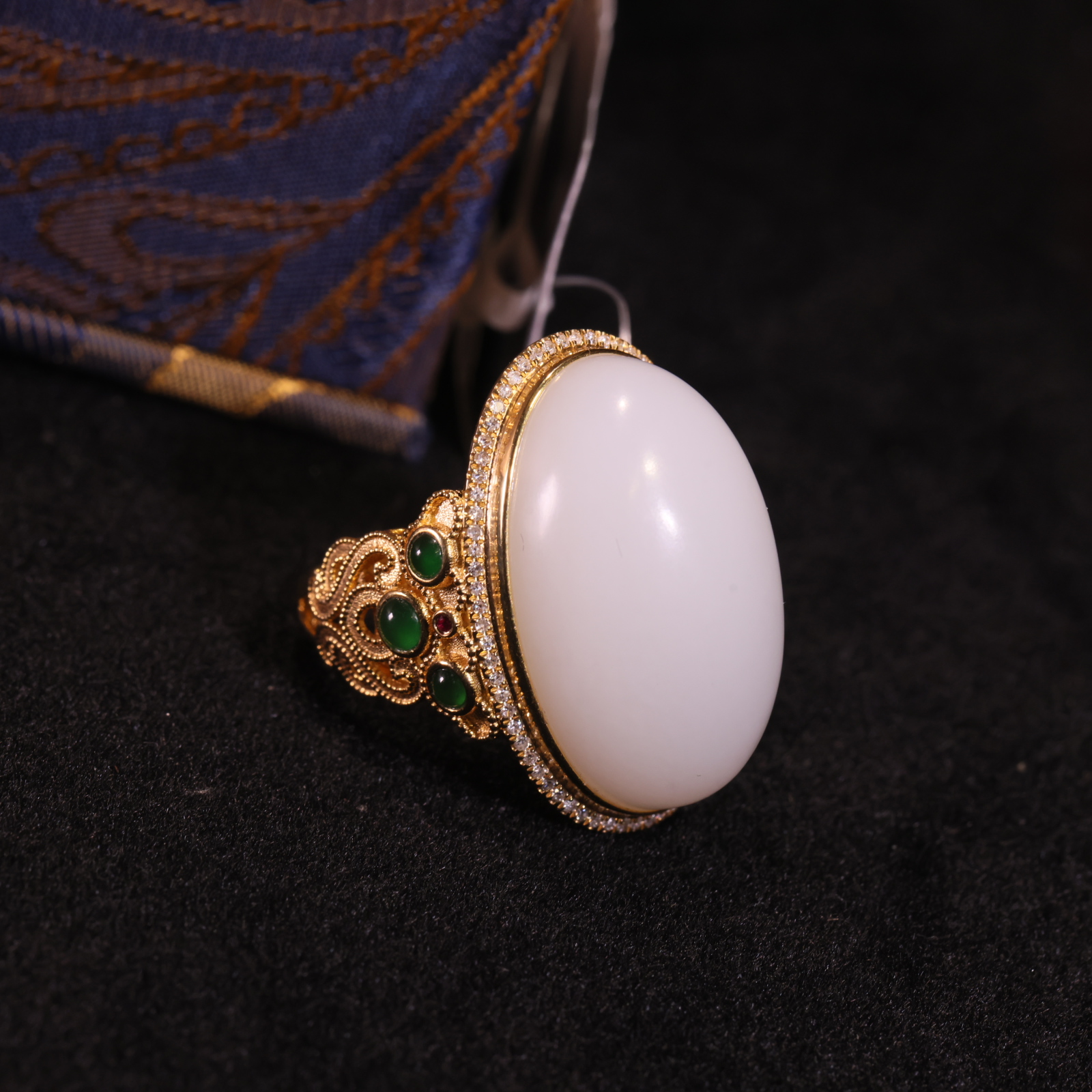 【新疆马爷珠宝】金镶羊脂白玉戒指