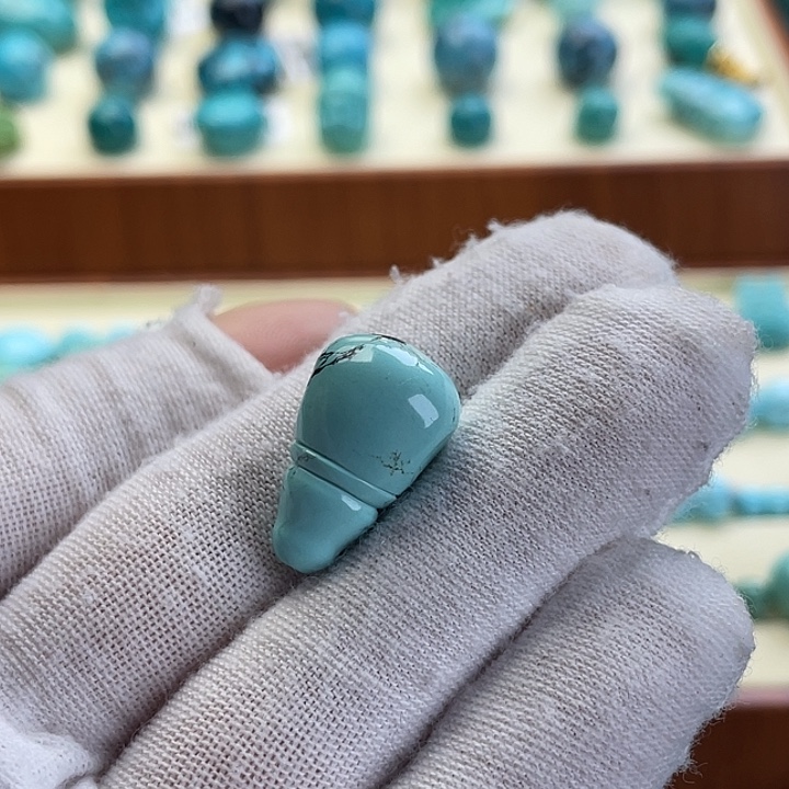 绿松石未镶嵌珠宝半成品尺寸 12×19.4×10