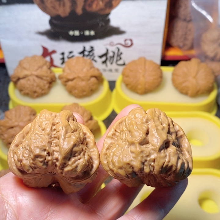 文玩核桃把件蛤蟆头 43 44