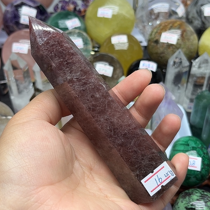 珠宝半成品水晶未镶嵌253克草莓晶柱