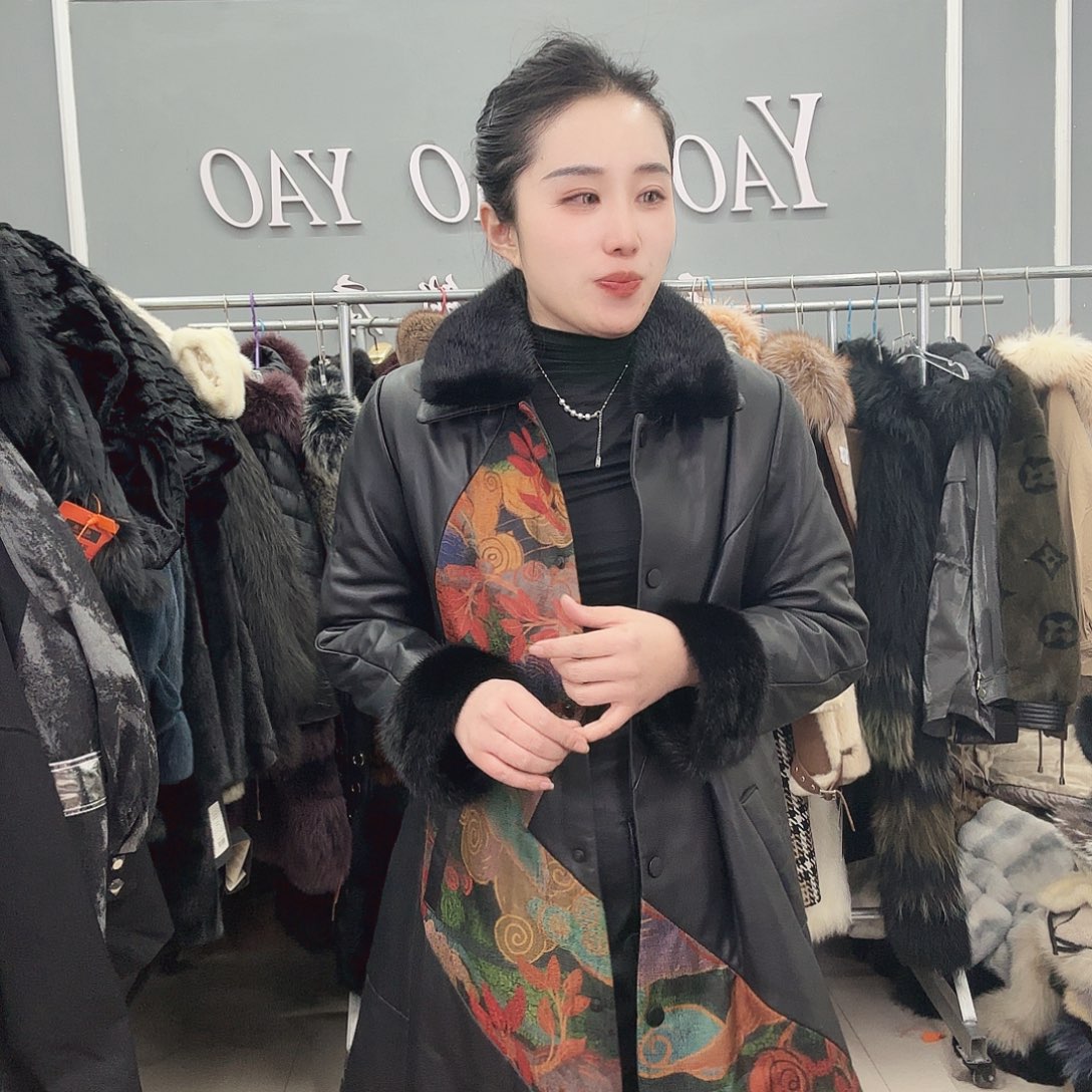 姚小妖家高端皮草