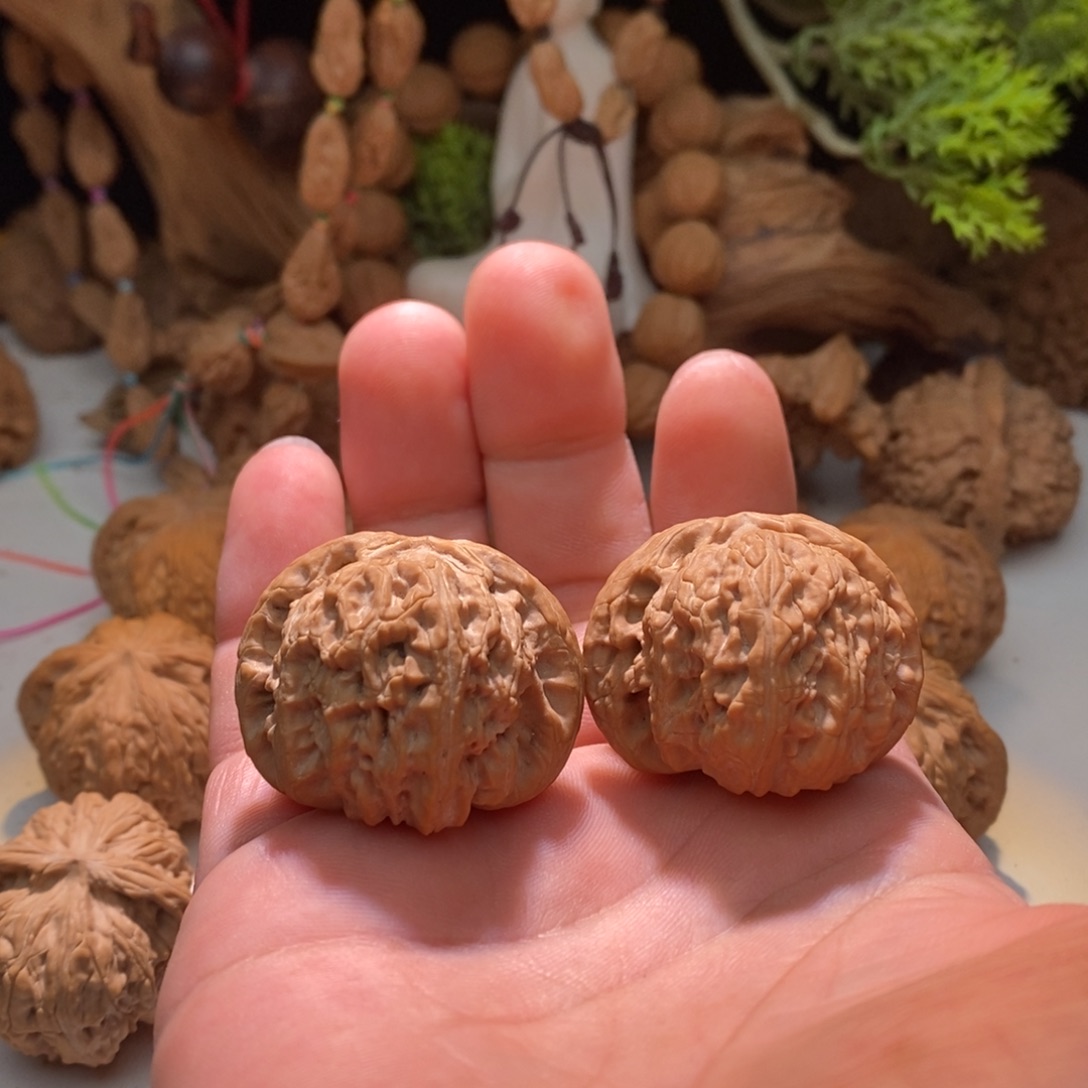 文玩核桃把件白狮子39