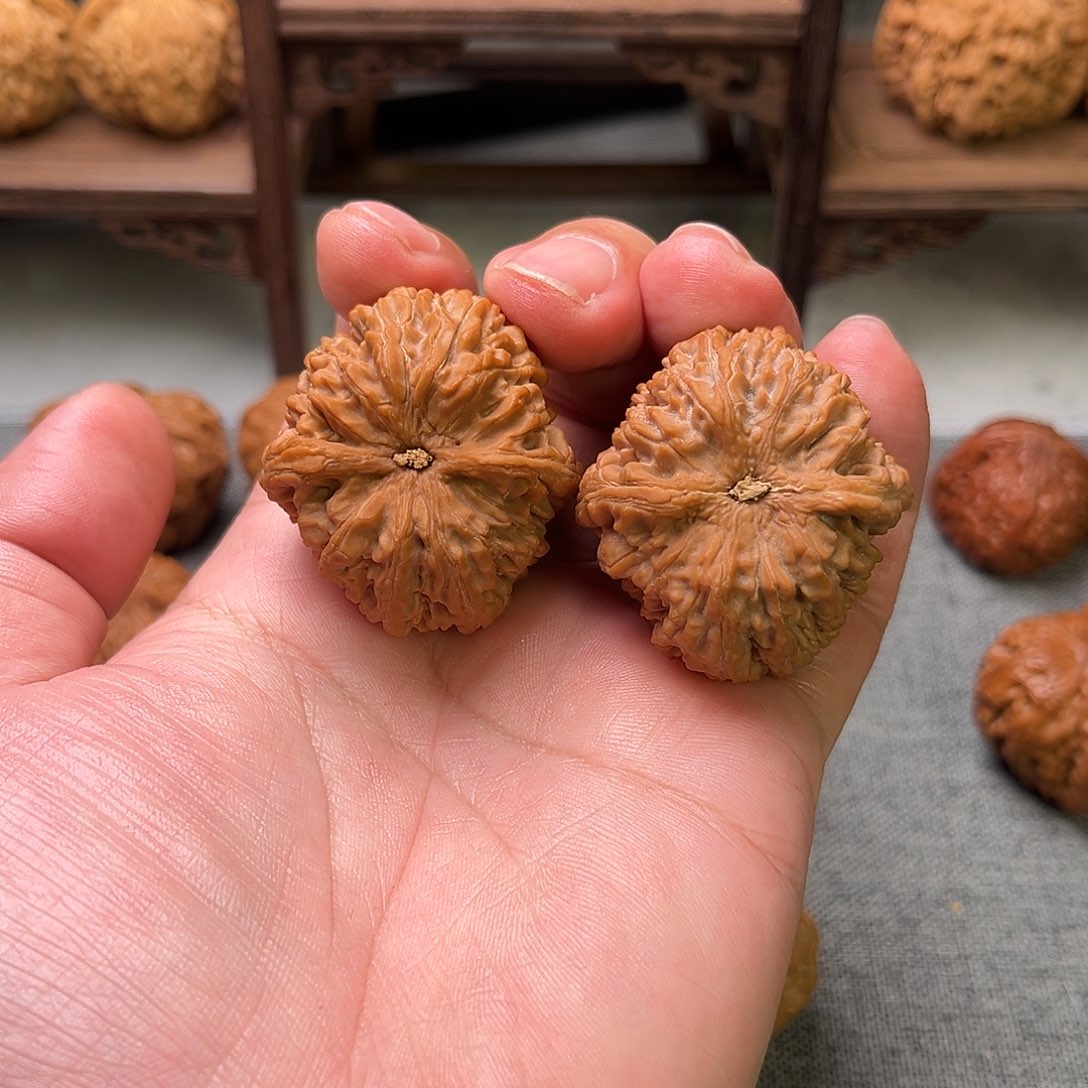 御***寒吊坠文玩核桃蒜头