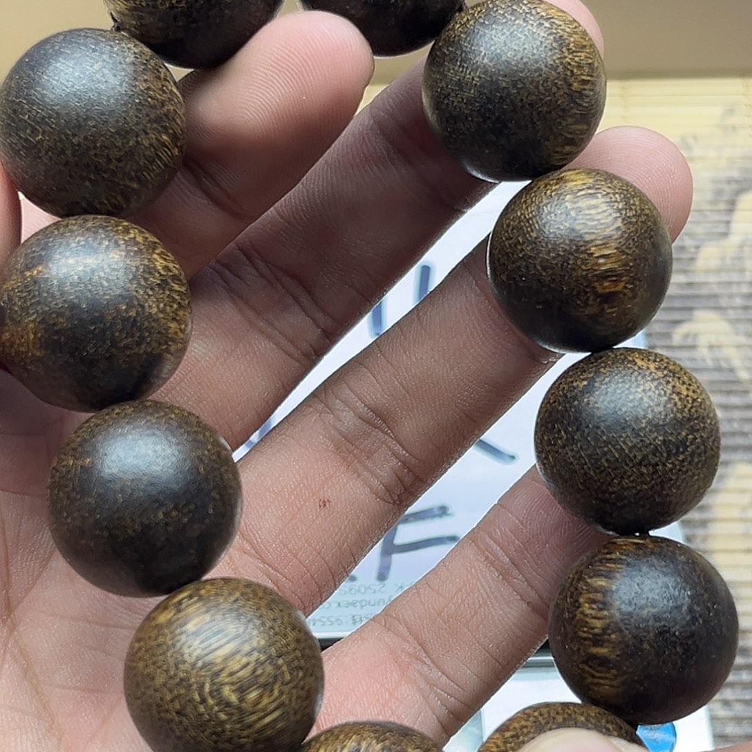 沉香沉香碎屑黄奇楠