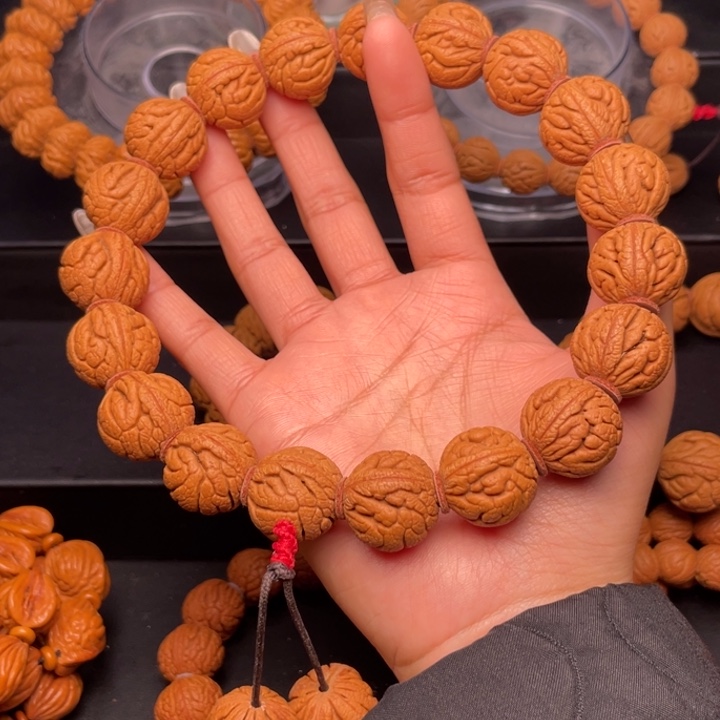桃核手串志****练20尺寸龙珠手持（12号链接）