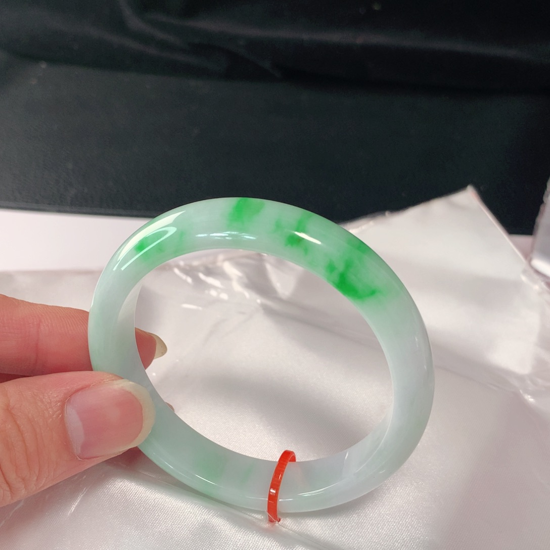 未镶嵌手镯翡翠151