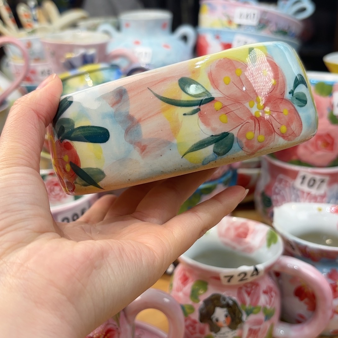 瓷片兔兔盖茨。兔兔好