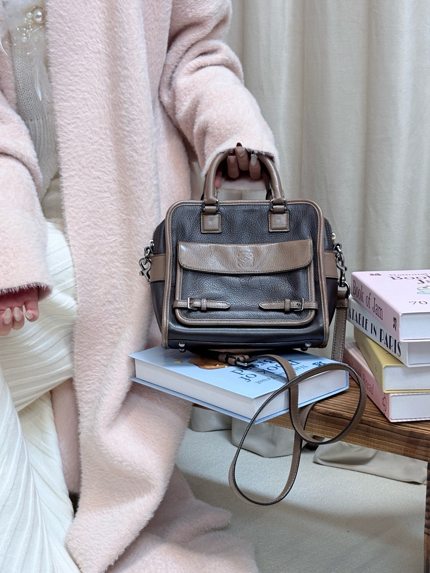 95新 LOEWE/罗意威 loewe 拼色手提斜挎包(K)