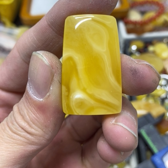 蜜蜡裸石未镶嵌吊坠