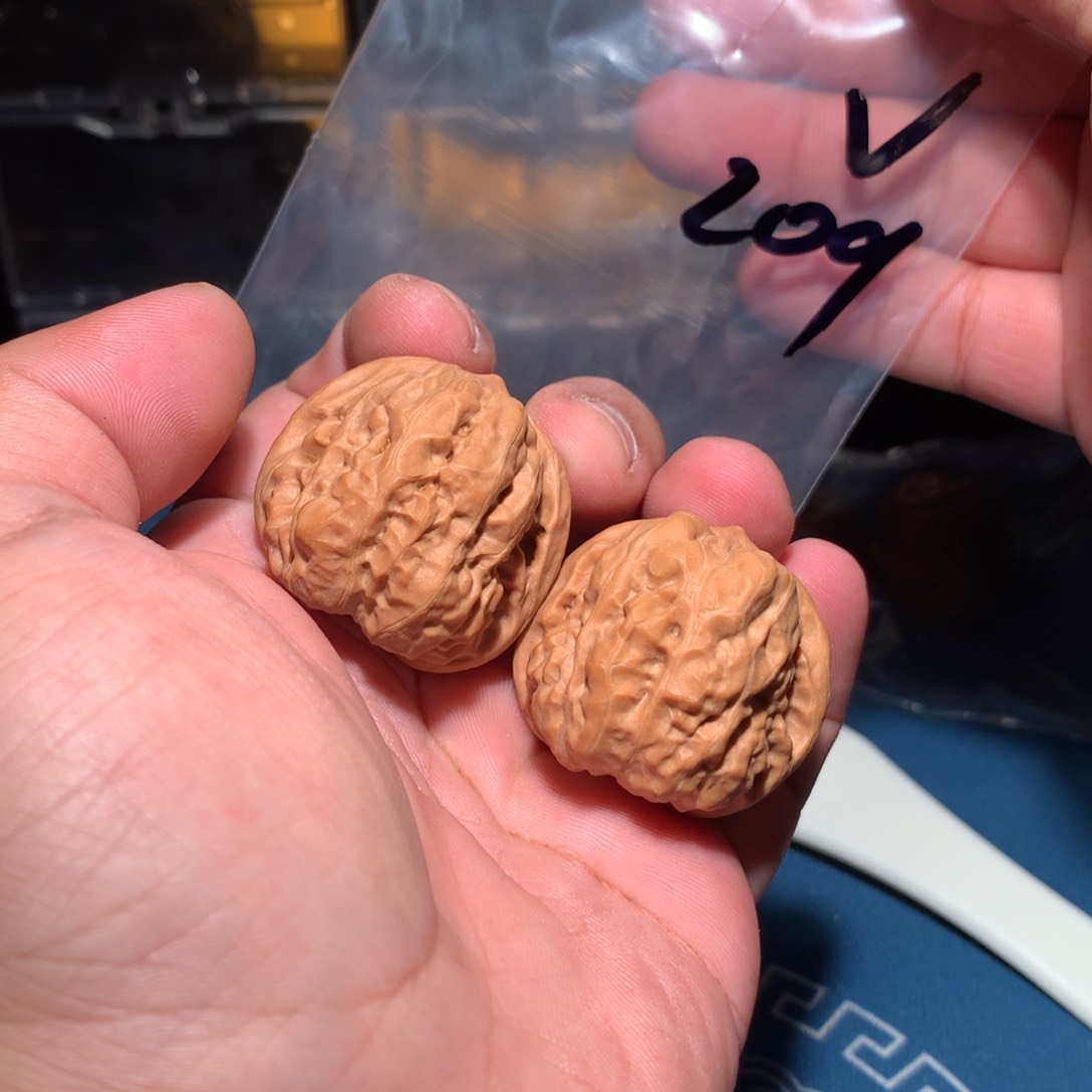 文玩核桃吊坠蛤蟆头 209 