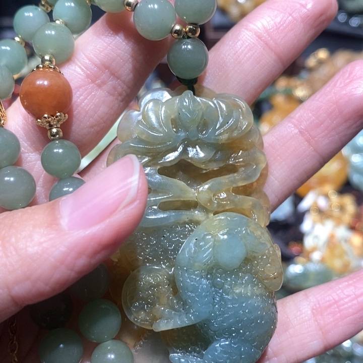 岫玉毛衣链未镶嵌